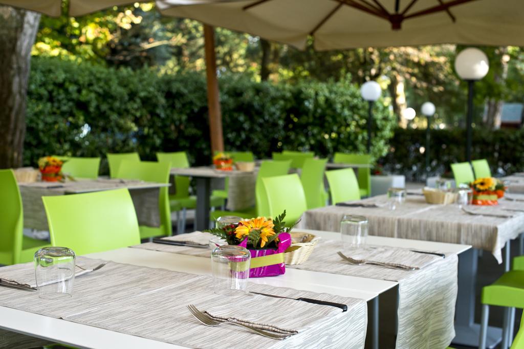 Club Village & Hotel Spiaggia Romea リド・ディ・ヴォラーノ エクステリア 写真