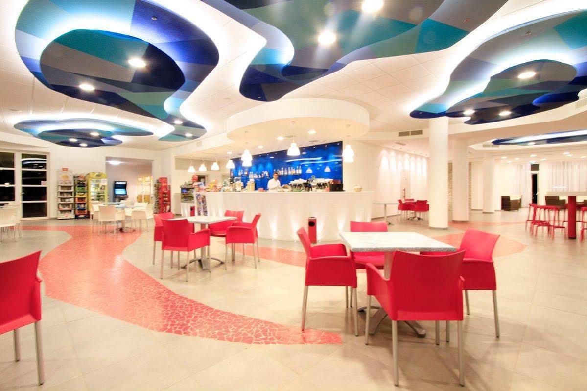 Club Village & Hotel Spiaggia Romea リド・ディ・ヴォラーノ エクステリア 写真