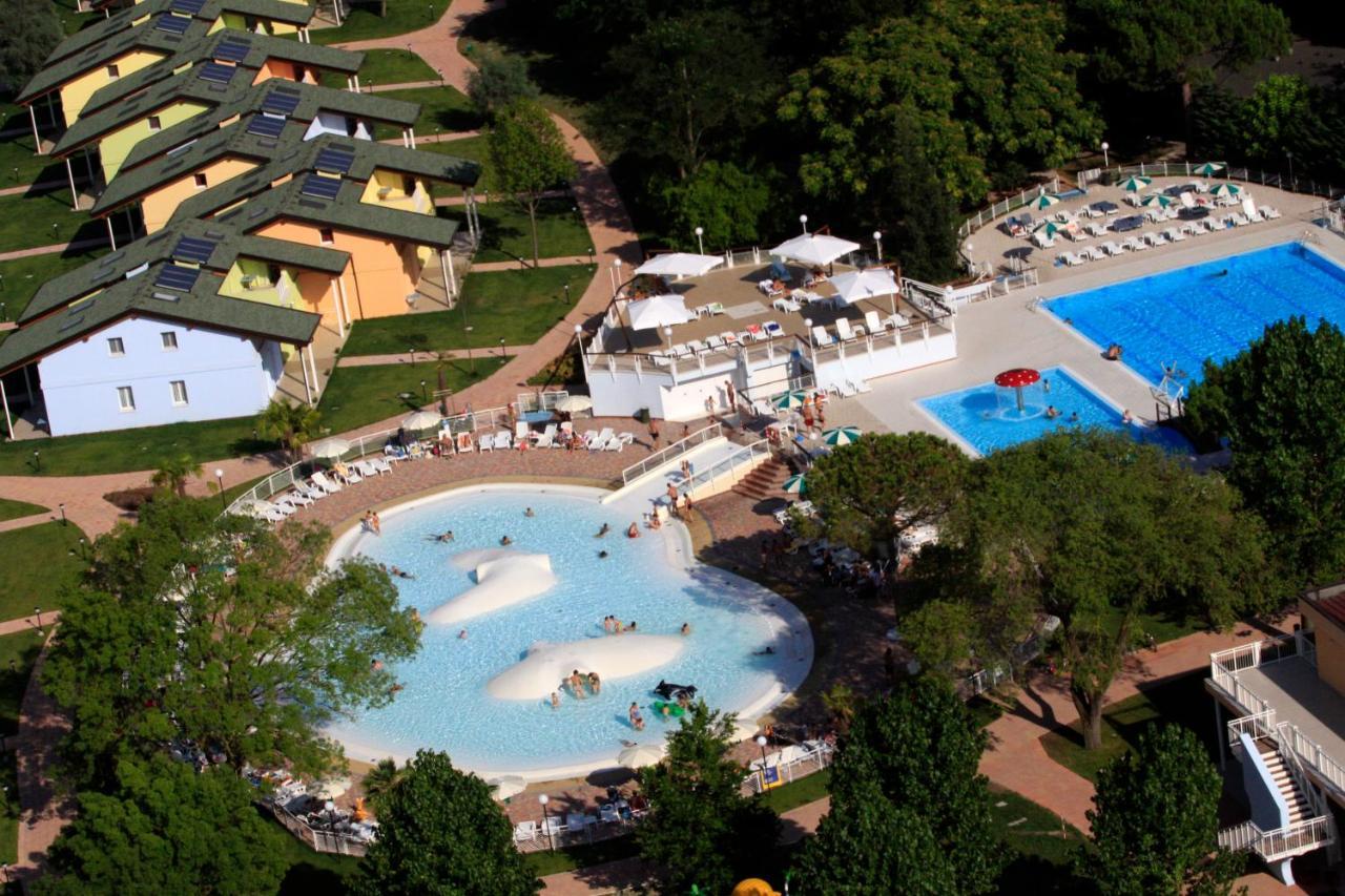 Club Village & Hotel Spiaggia Romea リド・ディ・ヴォラーノ エクステリア 写真